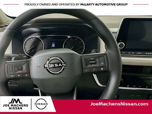 New 2026 Nissan Rogue Dark Armor AWD/4WD image 13