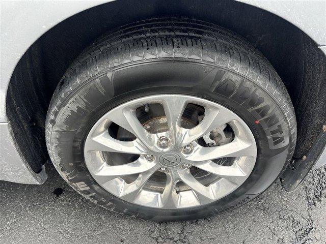 Used 2021 Chrysler Pacifica Touring-L AWD/4WD image 32