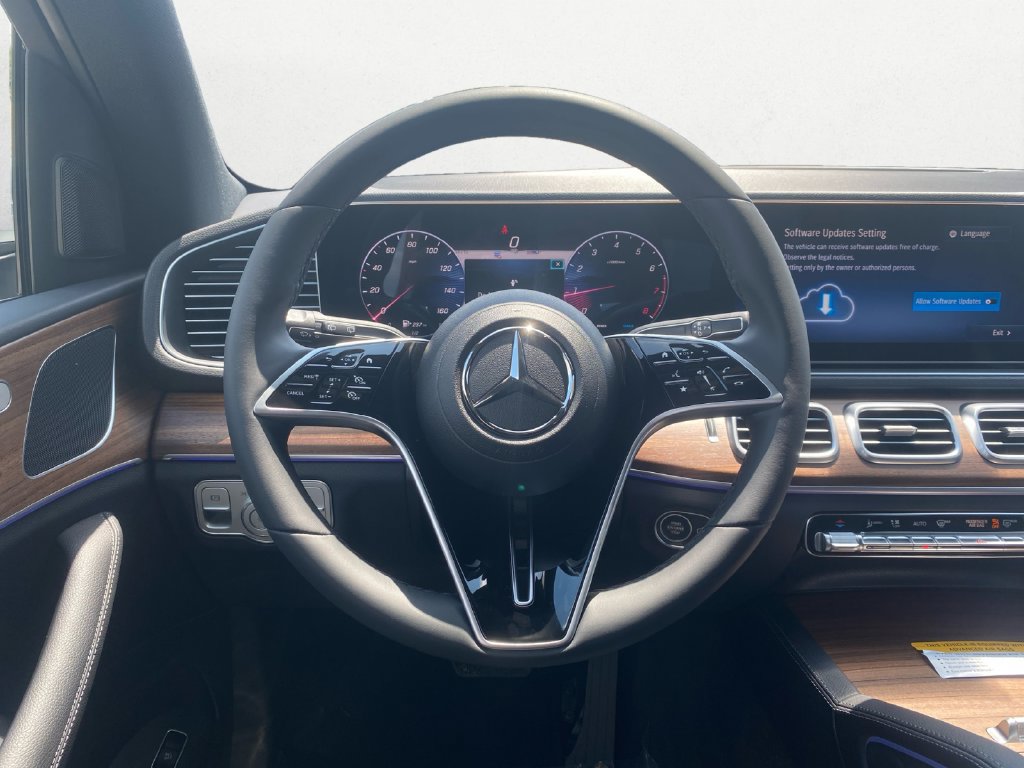 Used 2025 Mercedes-Benz GLE 350 4MATIC image 12