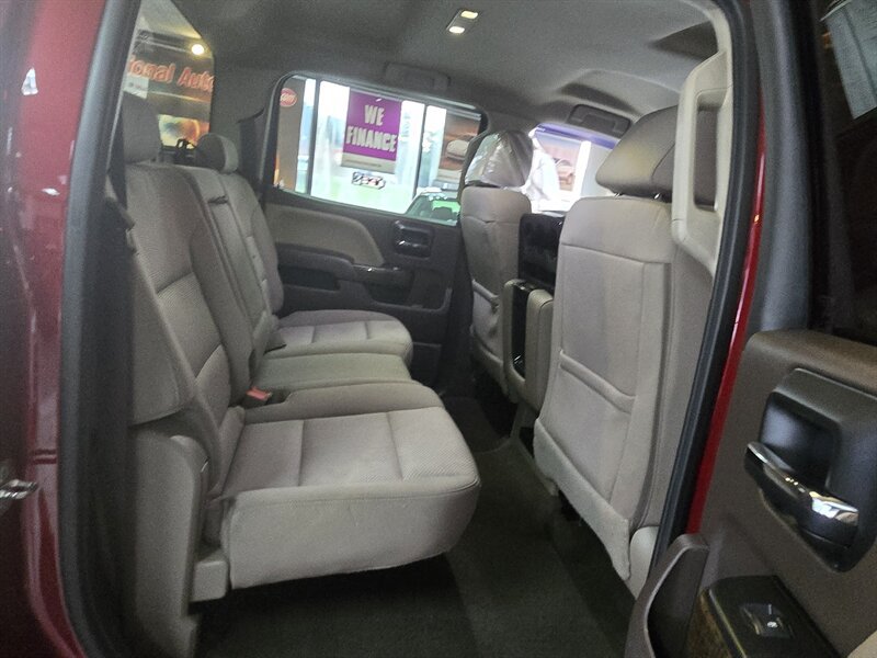 Used 2018 Chevrolet Silverado 1500 LT w/ All Star Edition AWD/4WD image 16