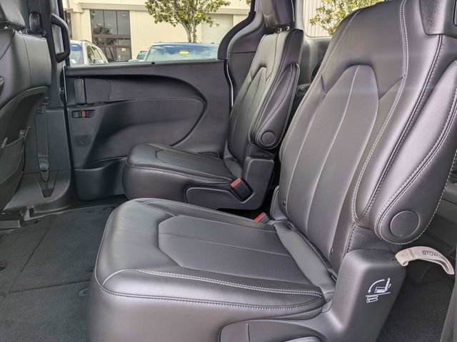 New 2026 Chrysler Voyager LX FWD image 14