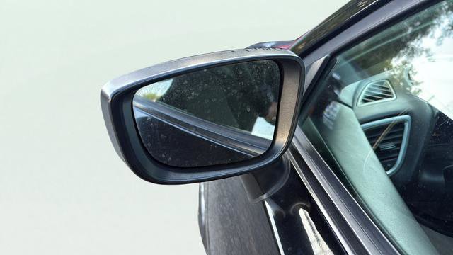 Used 2018 MAZDA MAZDA3 Sport FWD image 27