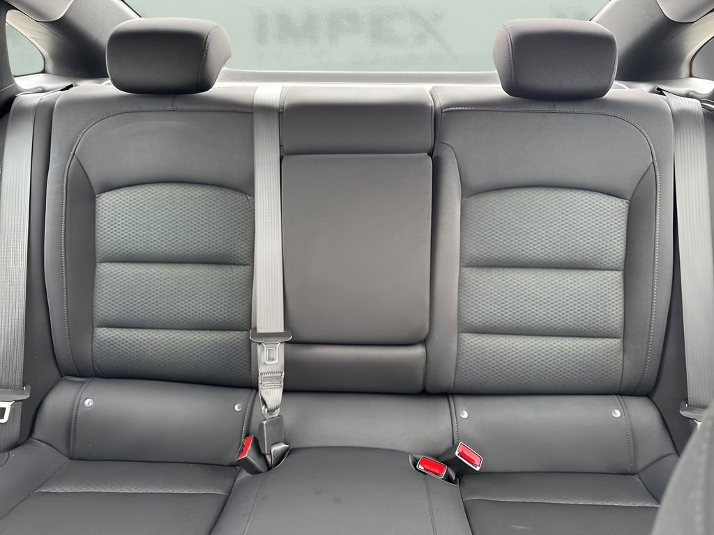 Used 2024 Chevrolet Malibu LT image 12