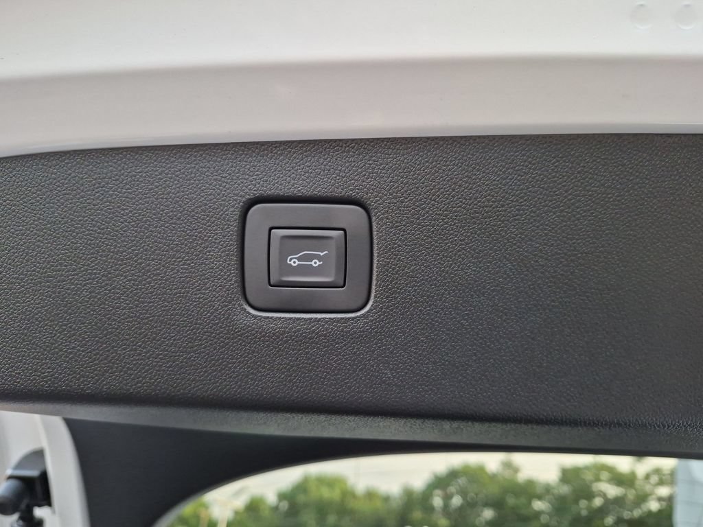 New 2026 Buick Envista Sport Touring w/ Convenience I Package FWD image 19