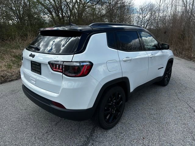 Used 2022 Jeep Compass Latitude w/ Convenience Group FWD image 5