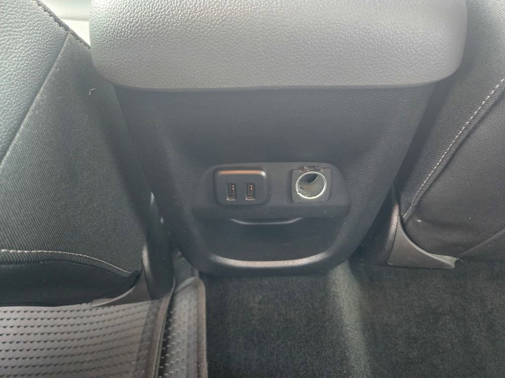 Used 2016 Chevrolet Colorado Z71 image 10