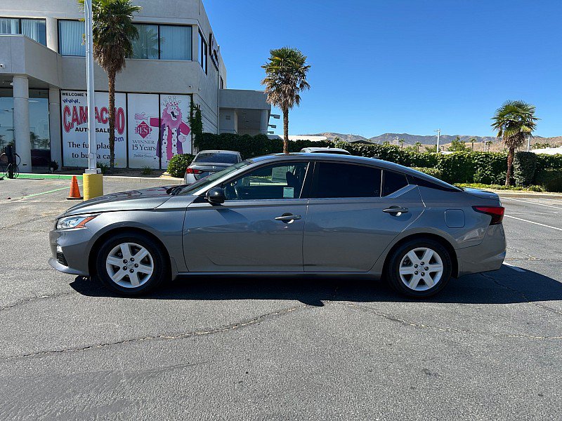 Used 2019 Nissan Altima 2.5 SR FWD image 4