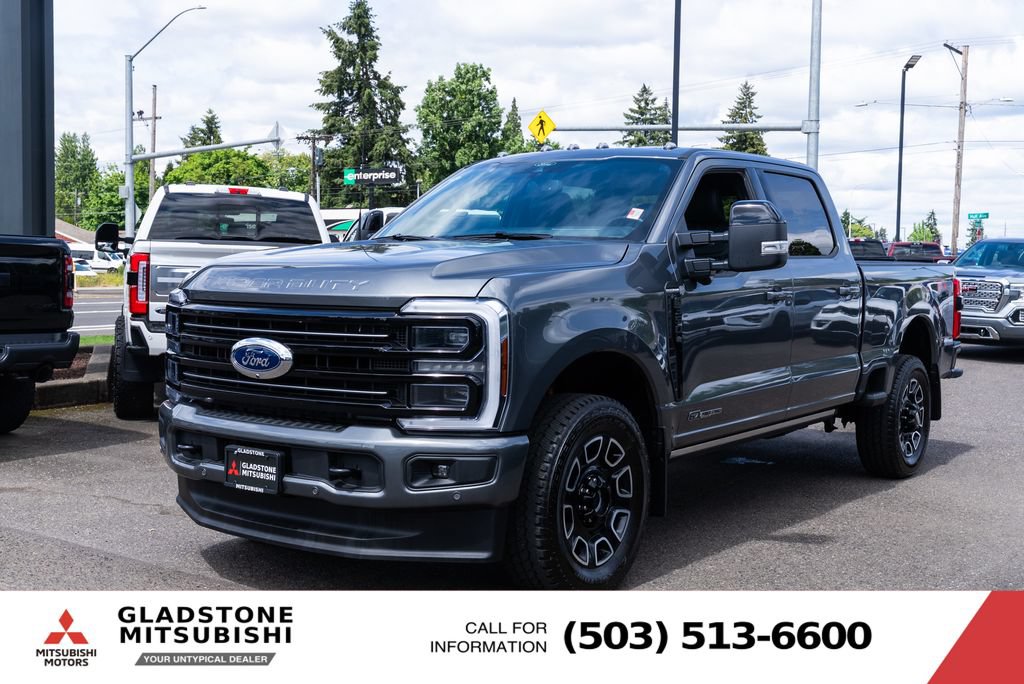 Used 2026 Ford F350 Platinum w/ FX4 Off-Road Package AWD/4WD image 4