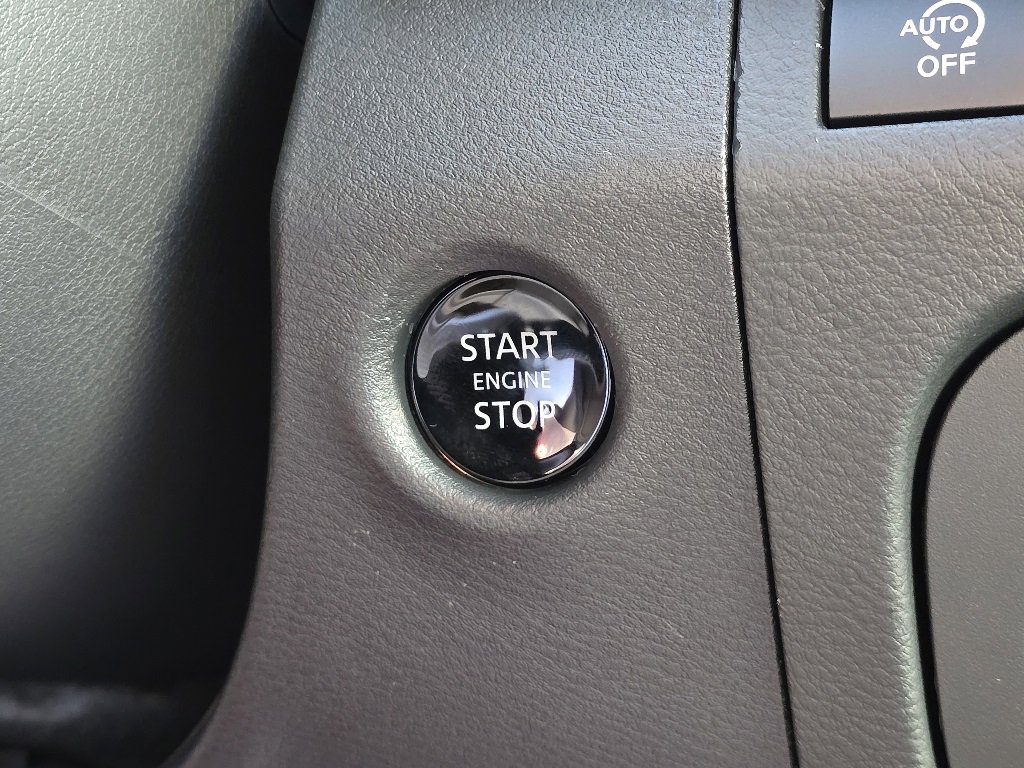 New 2026 Nissan Frontier SV image 14