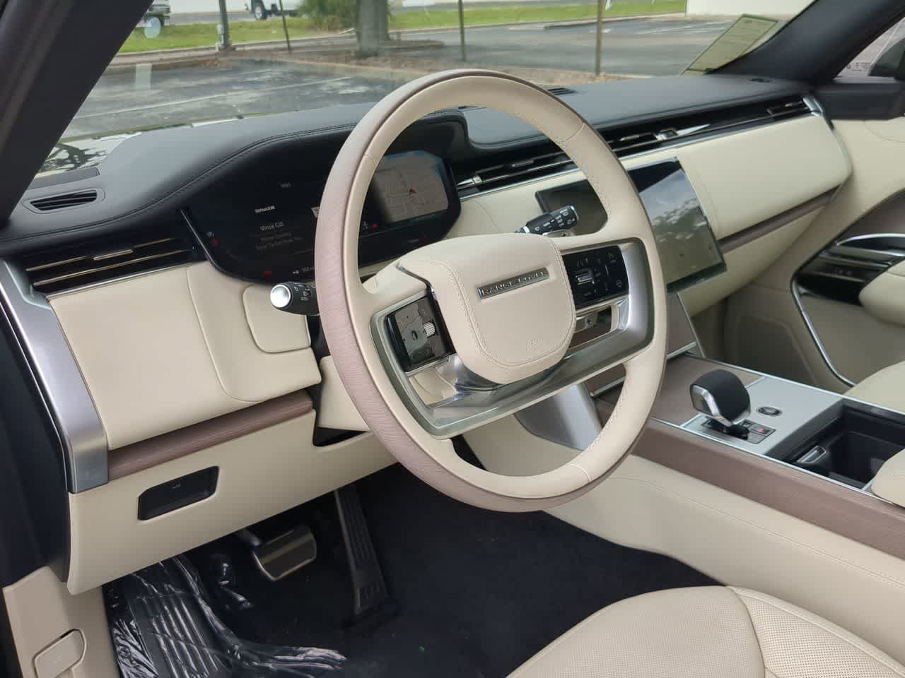 New 2026 Land Rover Range Rover SE AWD/4WD image 10