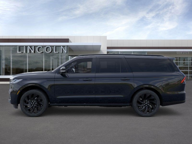New 2025 Lincoln Navigator L Reserve w/ Jet Appearance Package image 3