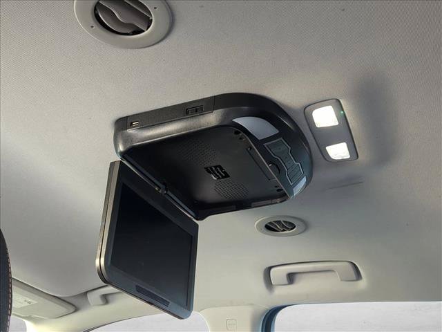 Used 2021 Chevrolet Traverse LT FWD image 16