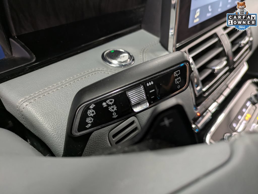 Used 2019 Lincoln Navigator Select w/ Technology Package AWD/4WD image 22