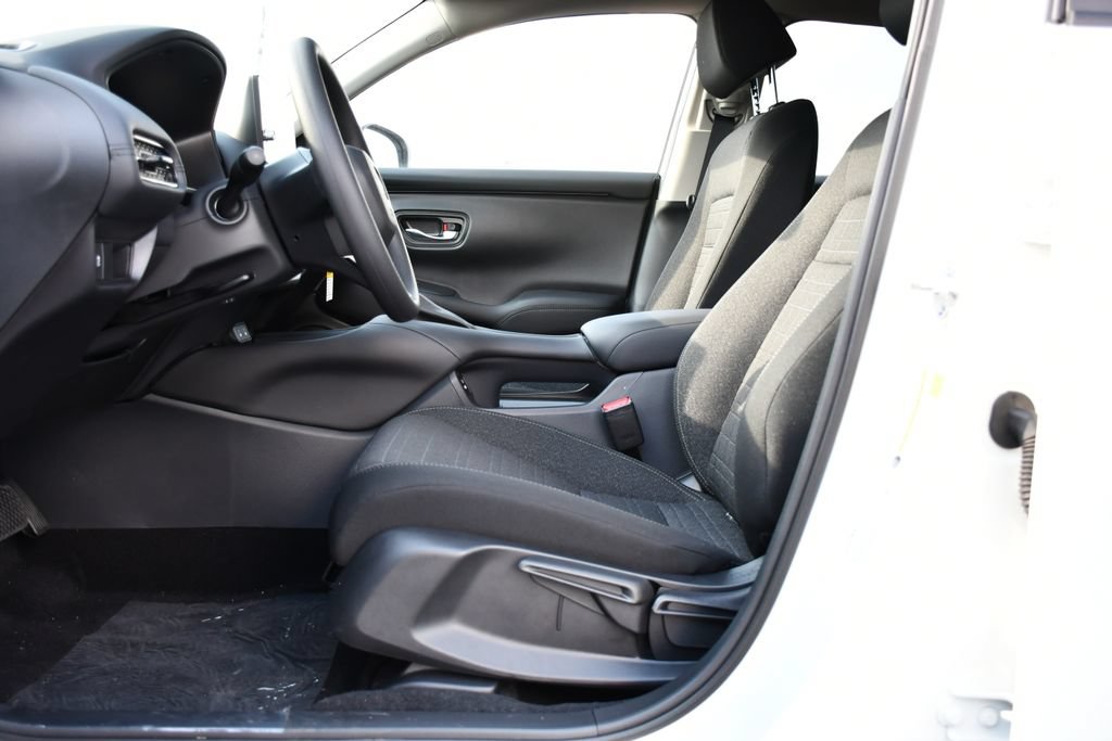 New 2027 Honda HR-V LX image 13