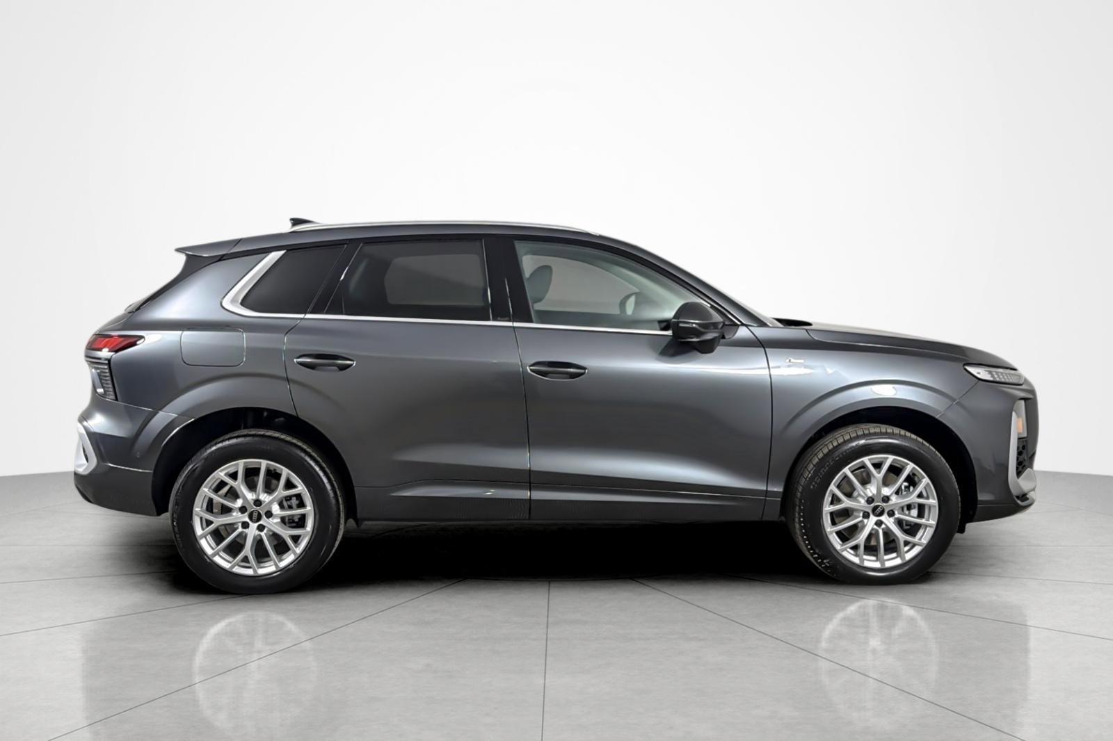 New 2026 Audi Q3 quattro 2.0T AWD/4WD image 7