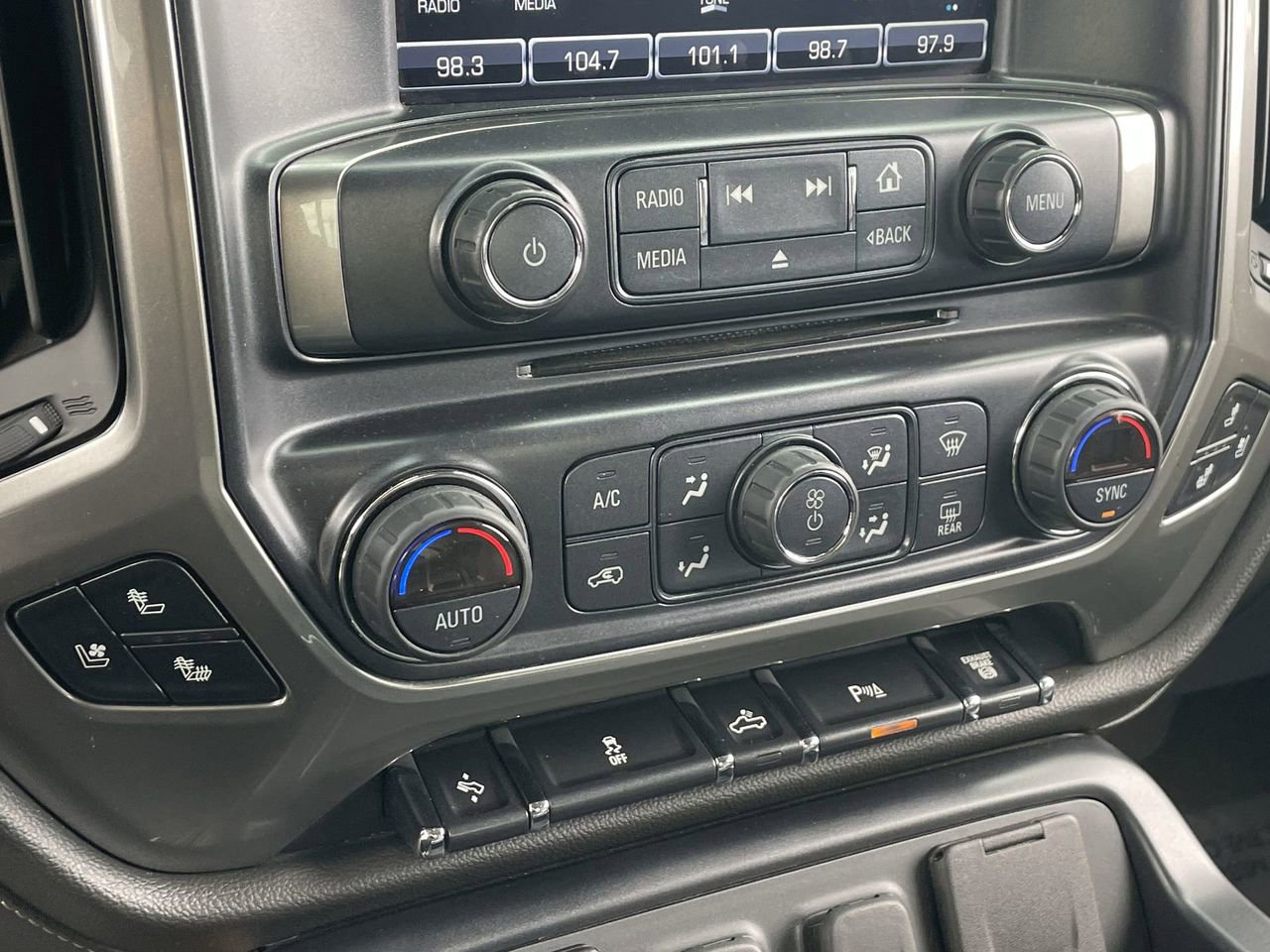 Used 2018 Chevrolet Silverado 2500 LTZ w/ Duramax Plus Package image 26