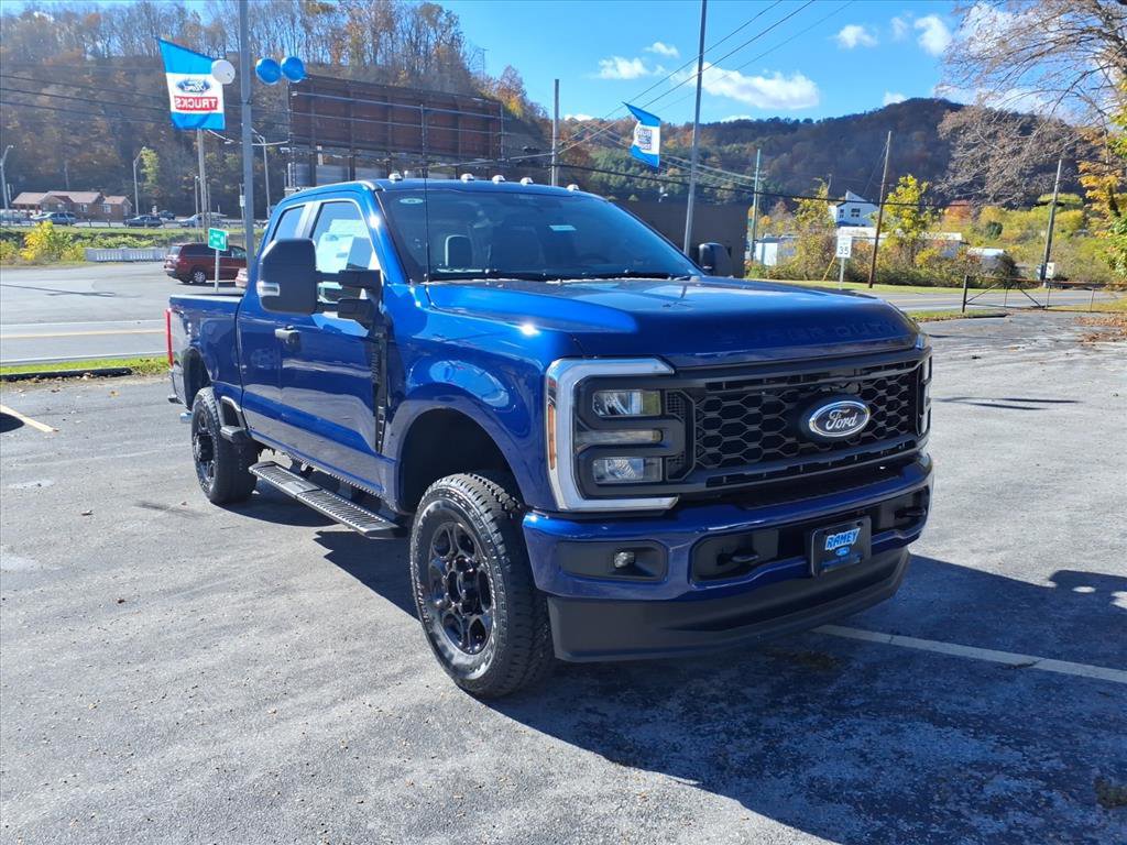New 2026 Ford F350 4x4 SuperCab Super Duty image 6