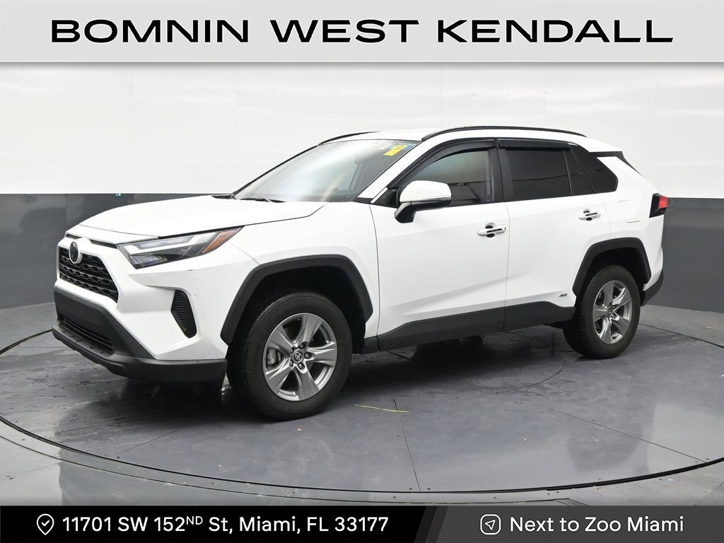 Used 2025 Toyota RAV4 XLE w/ Weather Package