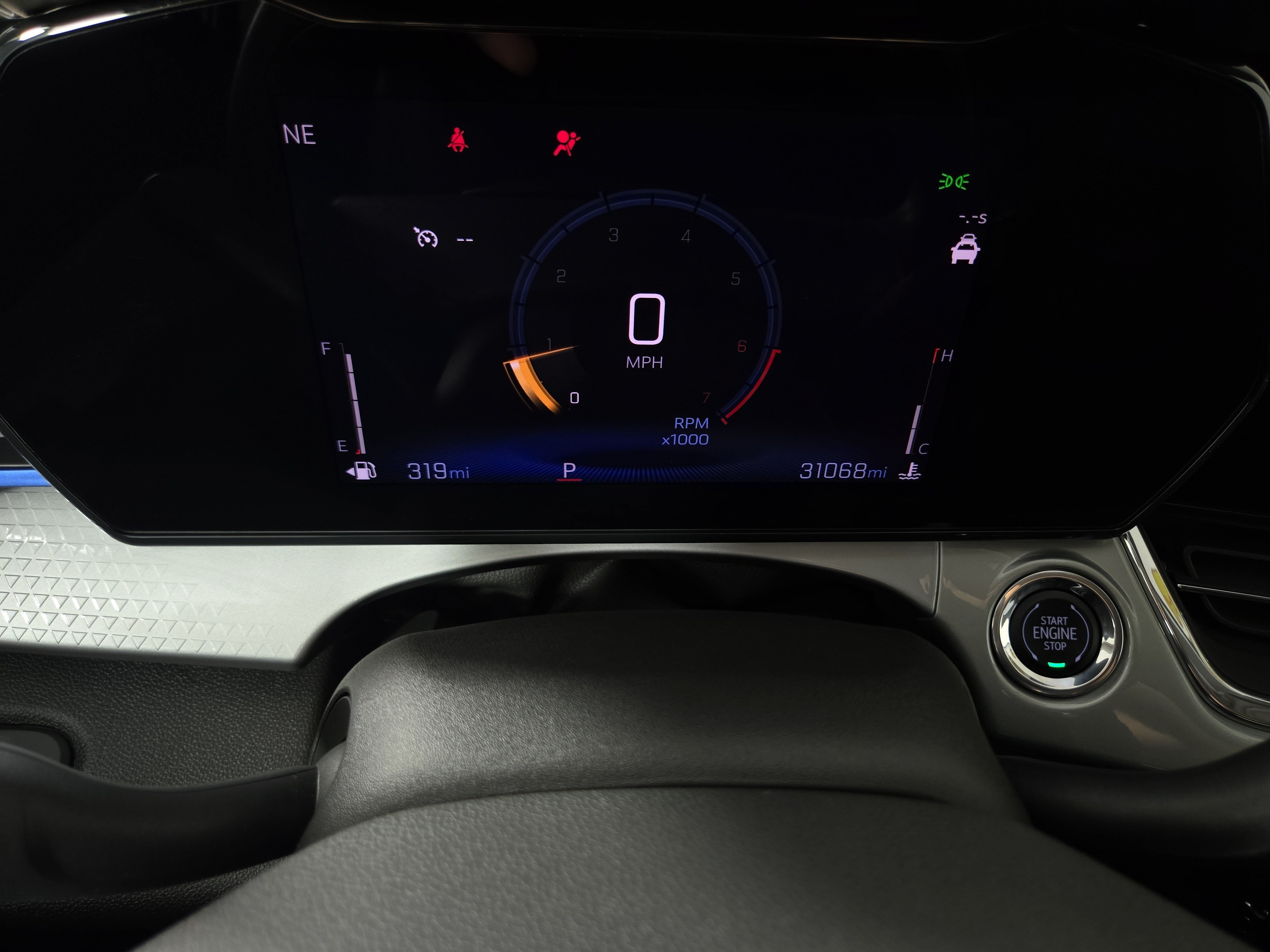 Certified 2025 Chevrolet Trax LT FWD image 17