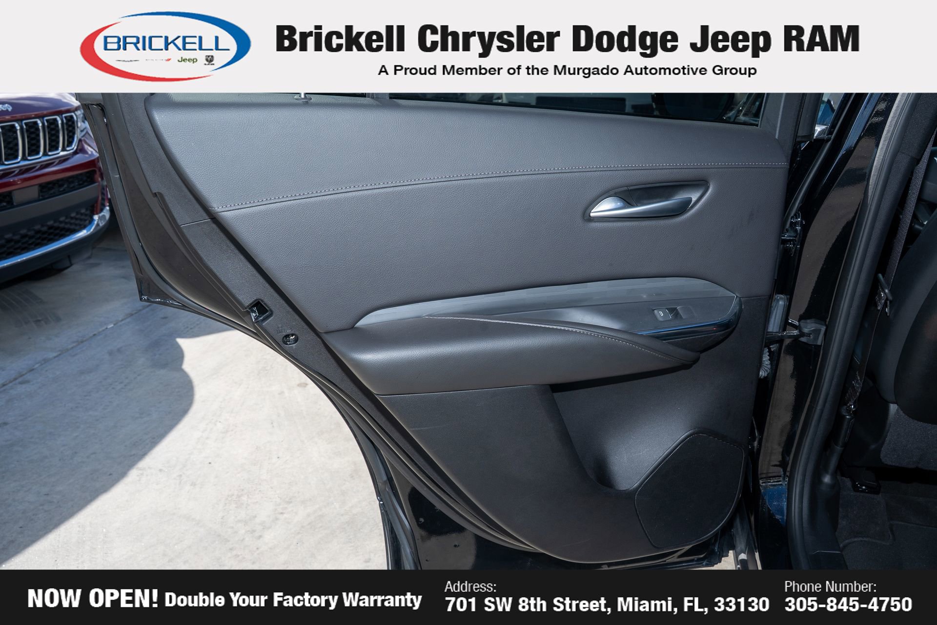 Used 2025 Cadillac XT4 Premium Luxury FWD image 12