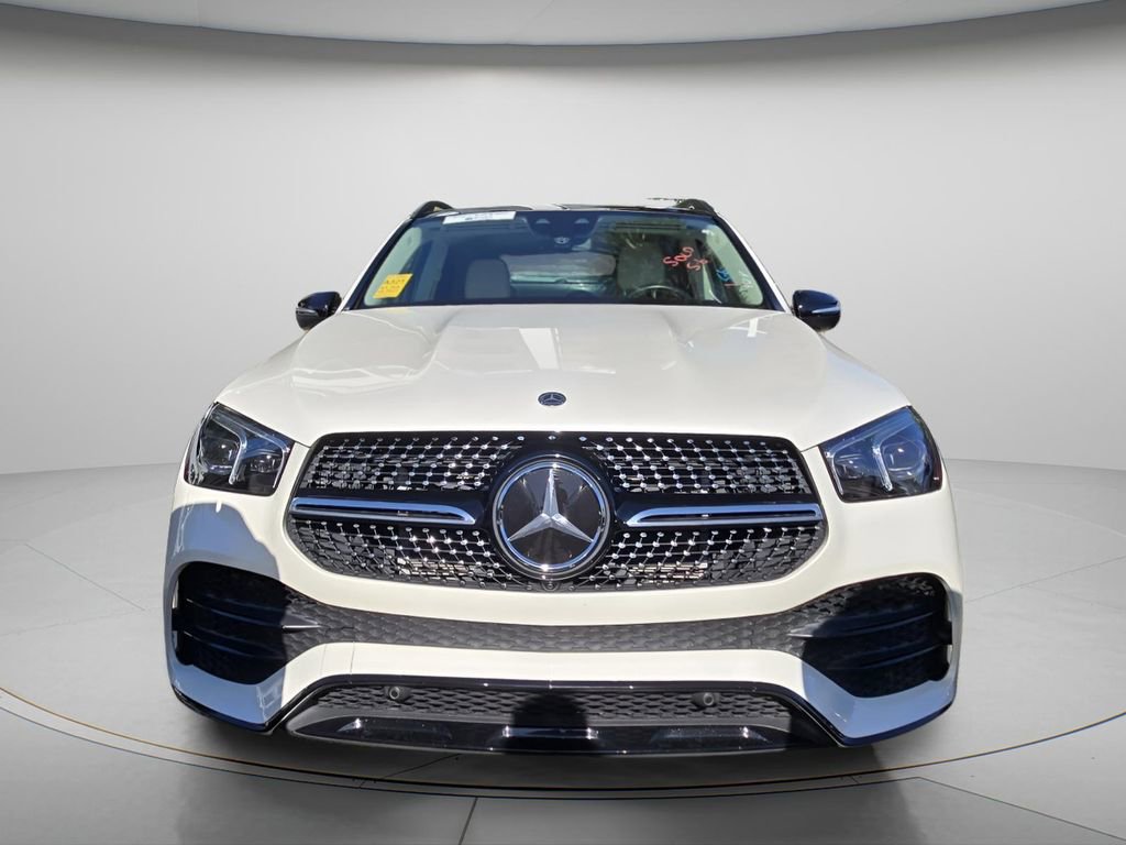 Used 2021 Mercedes-Benz GLE 580 4MATIC image 3