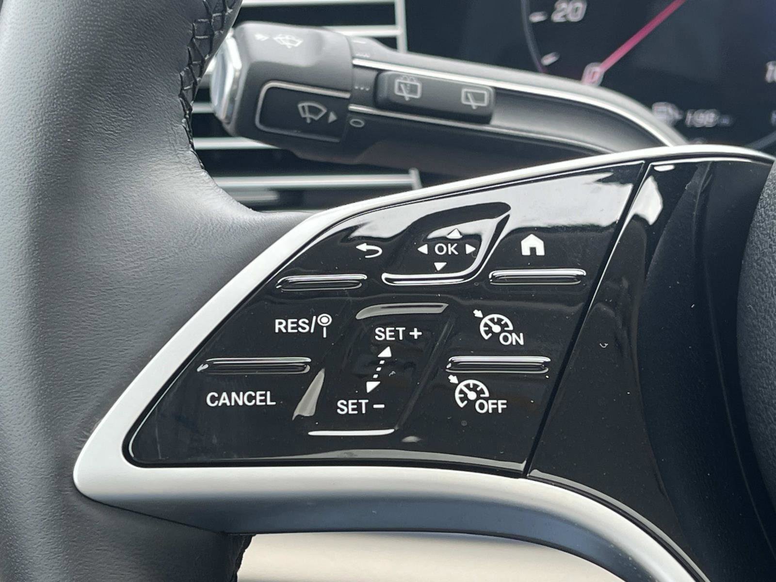 Certified 2024 Mercedes-Benz GLE 350 4MATIC image 29