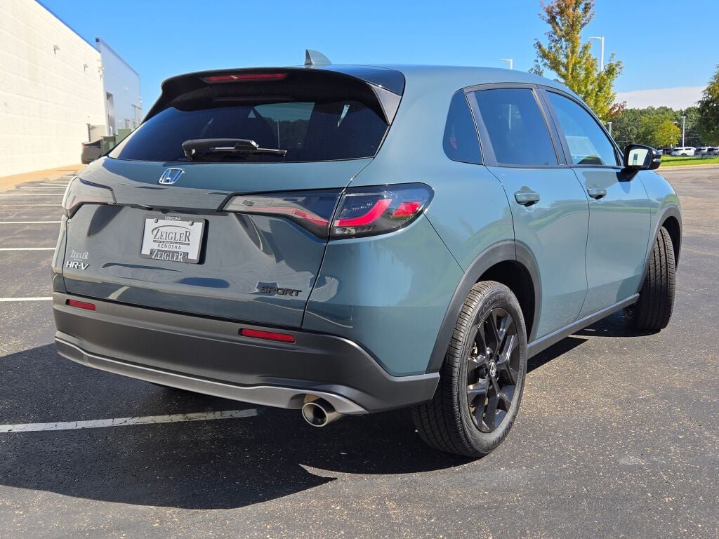 Used 2024 Honda HR-V Sport image 10