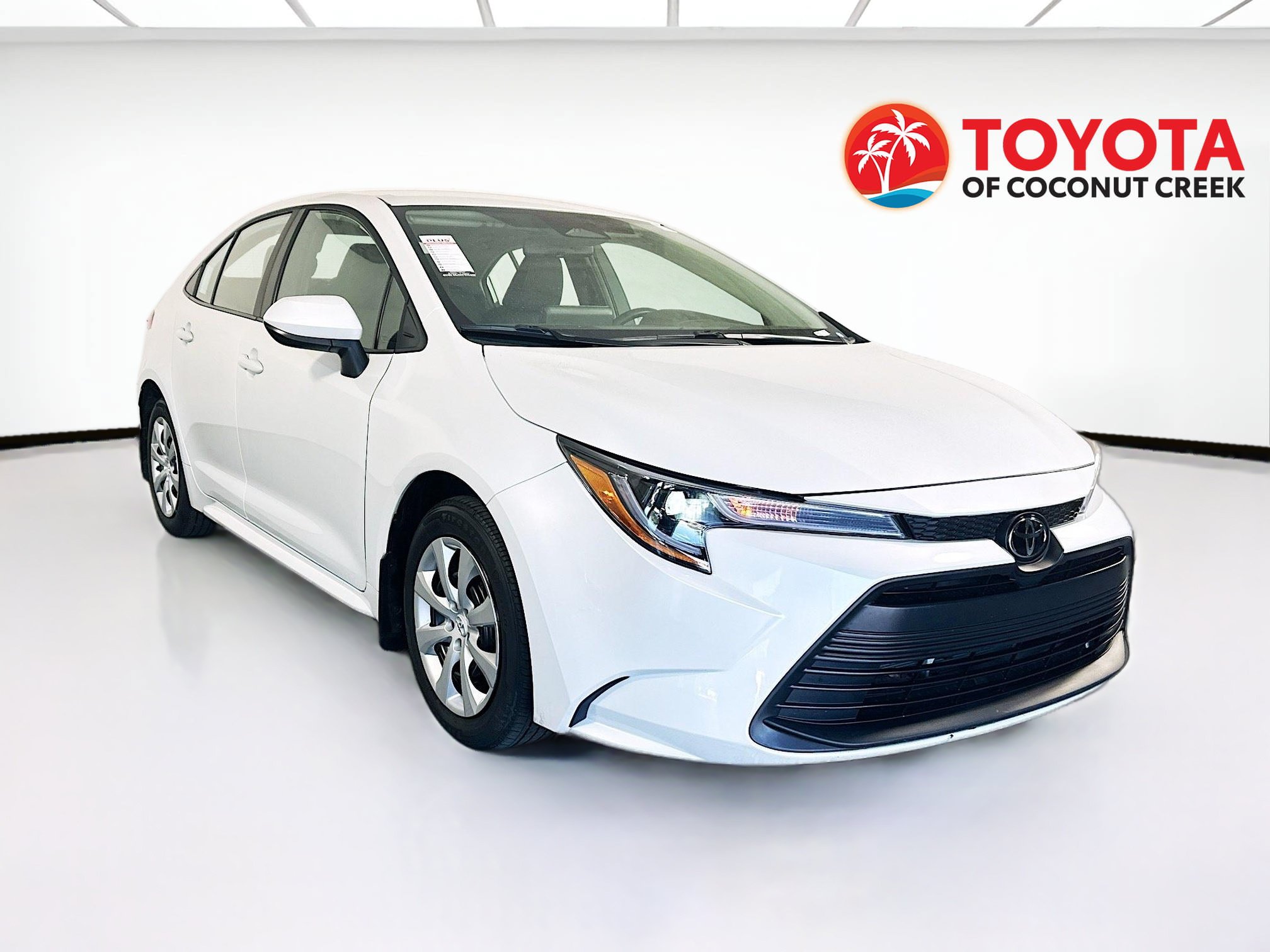 Used 2025 Toyota Corolla LE FWD video 1