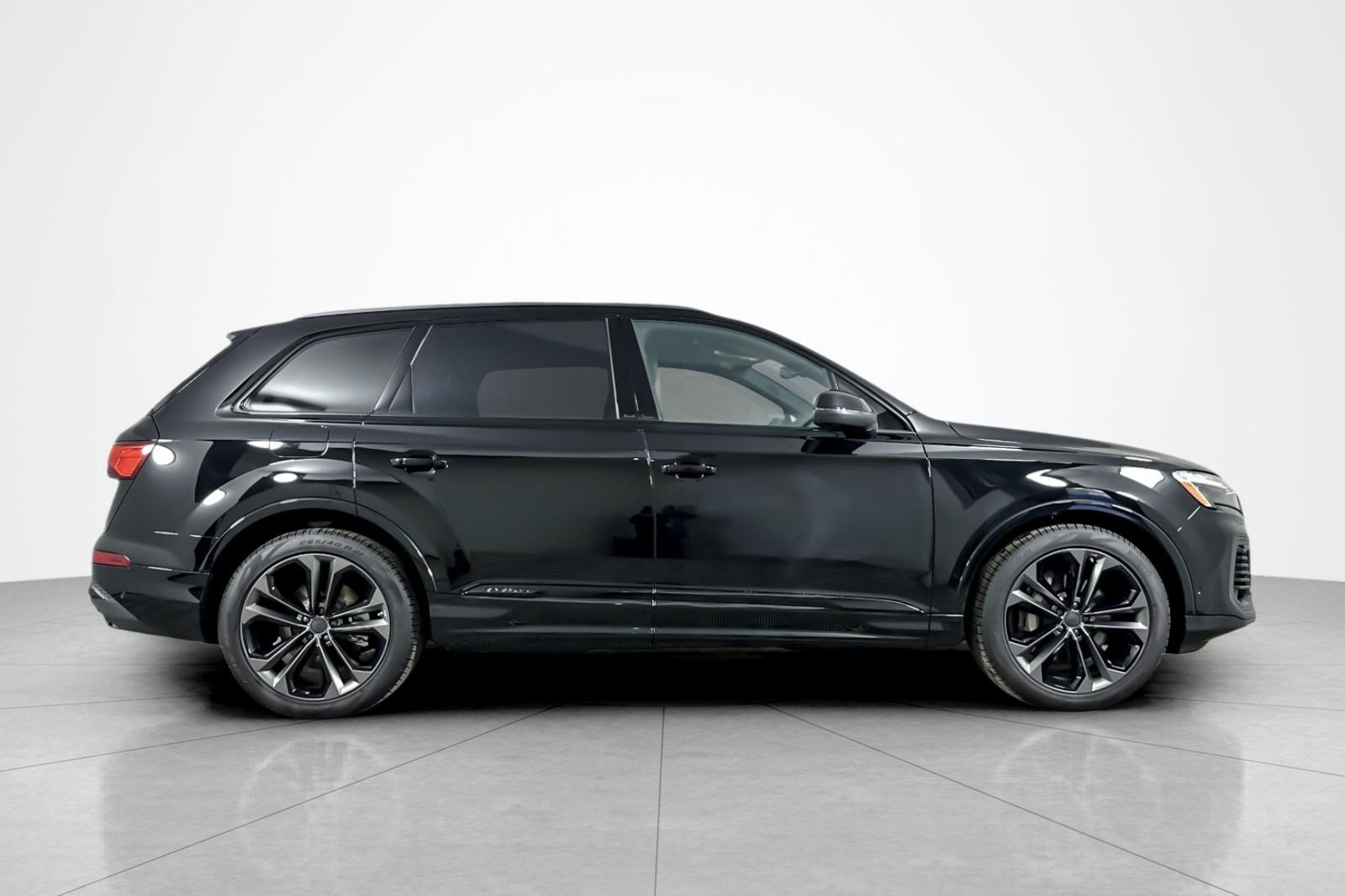 New 2026 Audi Q7 3.0T Premium Plus AWD/4WD image 7