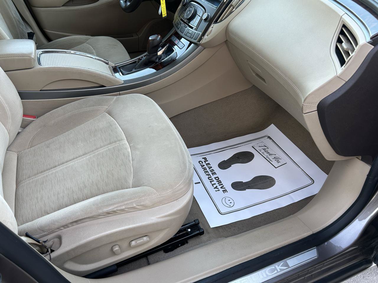 Used 2011 Buick LaCrosse CX FWD image 12