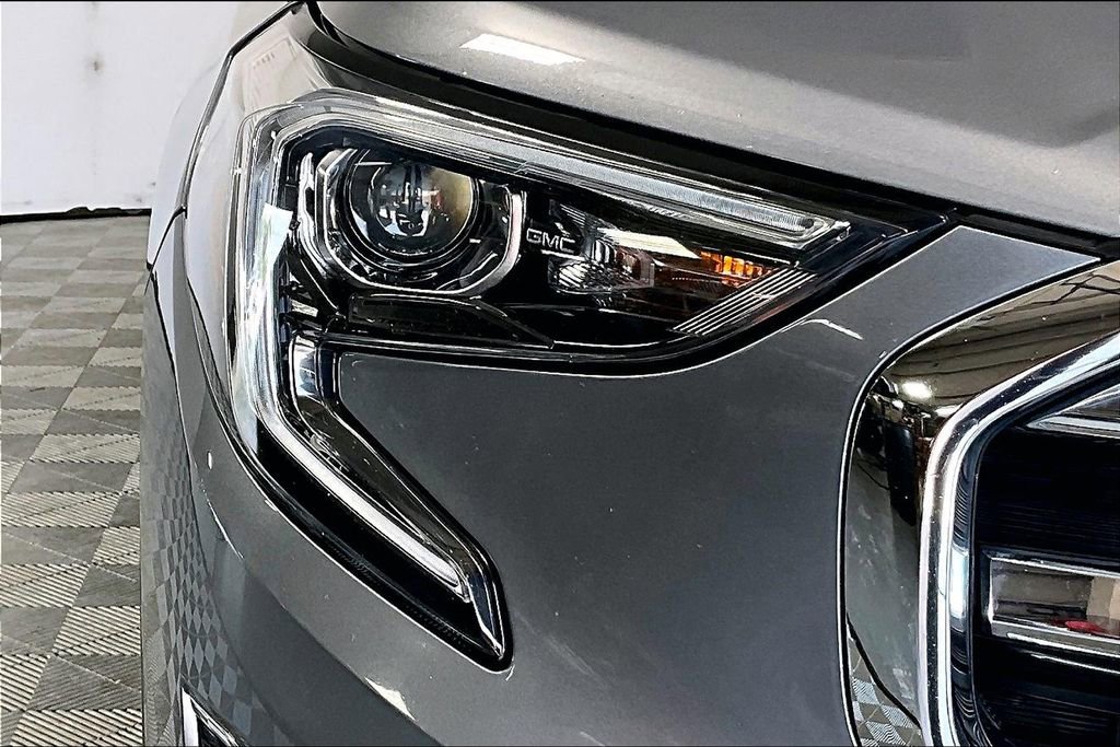 Used 2019 GMC Terrain SLT w/ Preferred Package image 28