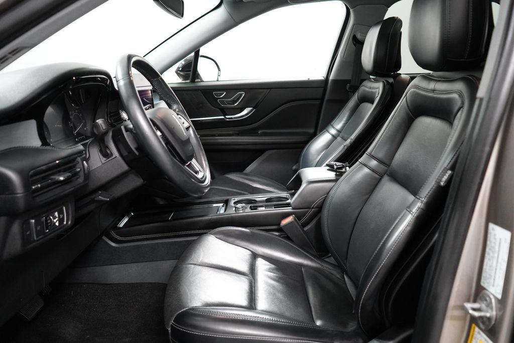 Used 2020 Lincoln Corsair FWD w/ Premium Package image 14