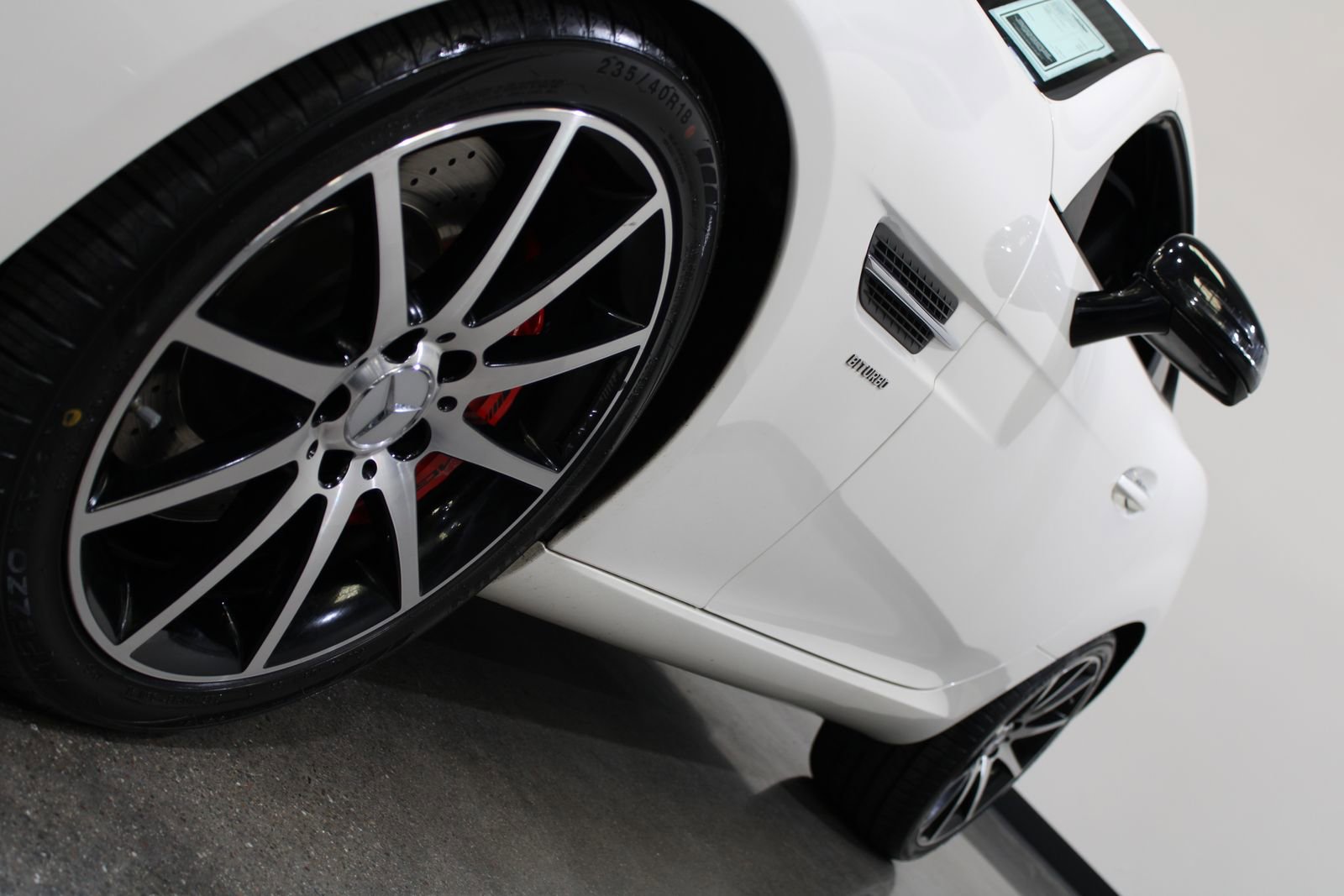 Used 2019 Mercedes-Benz SLC 43 AMG image 8