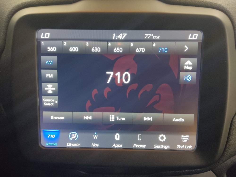 Used 2020 Jeep Renegade Altitude w/ UConnect 8.4 Nav Group image 25