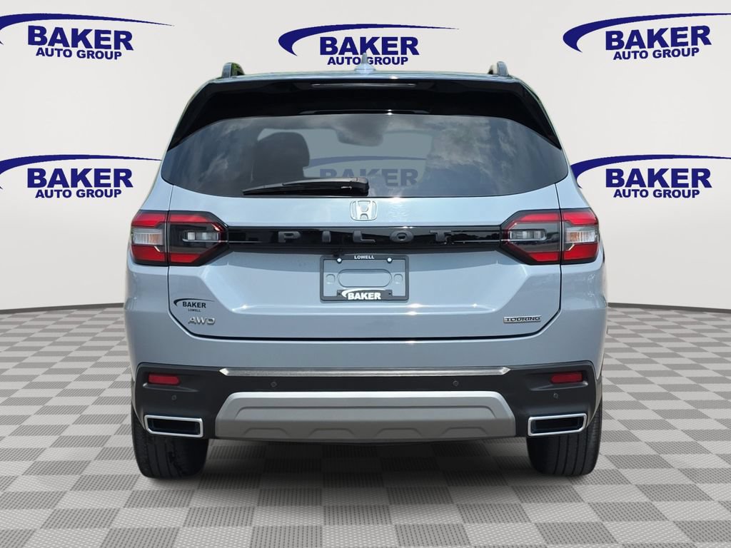 Used 2023 Honda Pilot Touring image 6