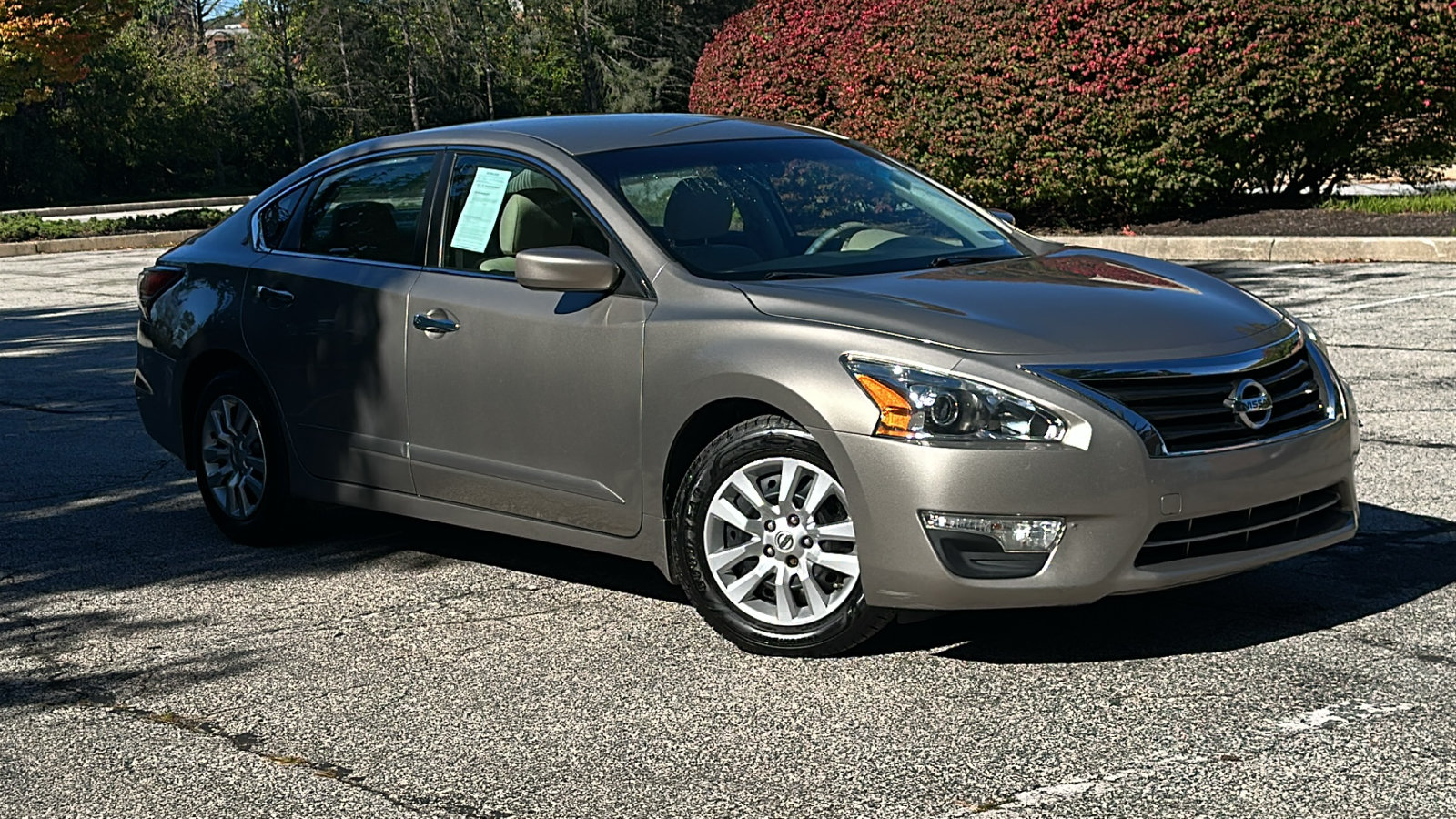Used 2014 Nissan Altima 2.5 S w/ Display Audio Package FWD image 1