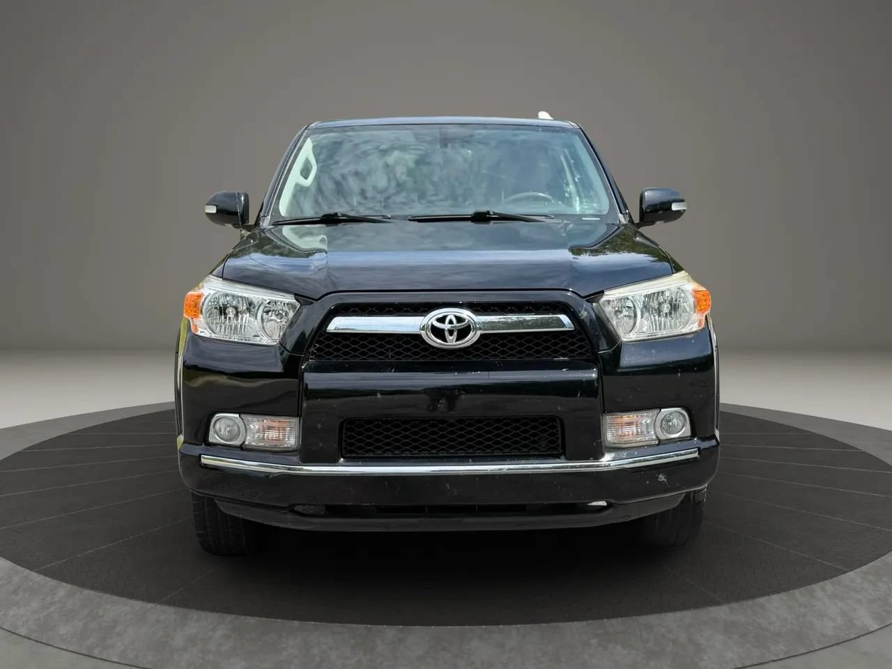 Used 2011 Toyota 4Runner SR5 RWD image 2