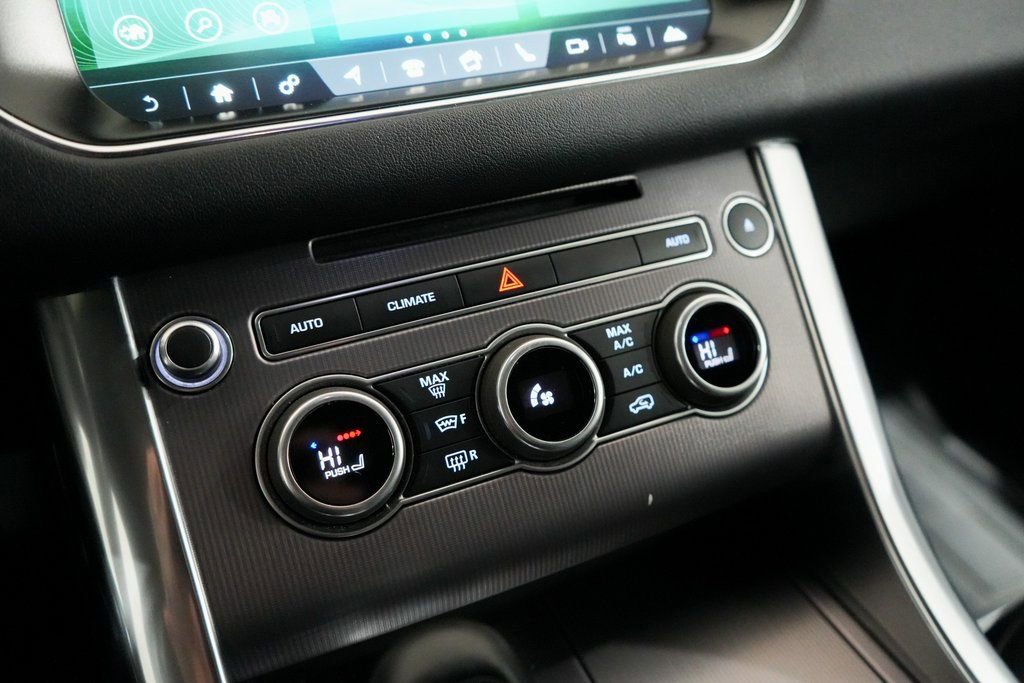 Used 2017 Land Rover Range Rover Sport HSE image 17