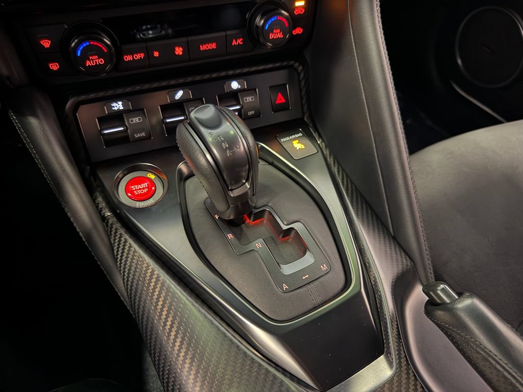 Used 2024 Nissan GT-R Premium w/ Floor Mat Package AWD/4WD image 19