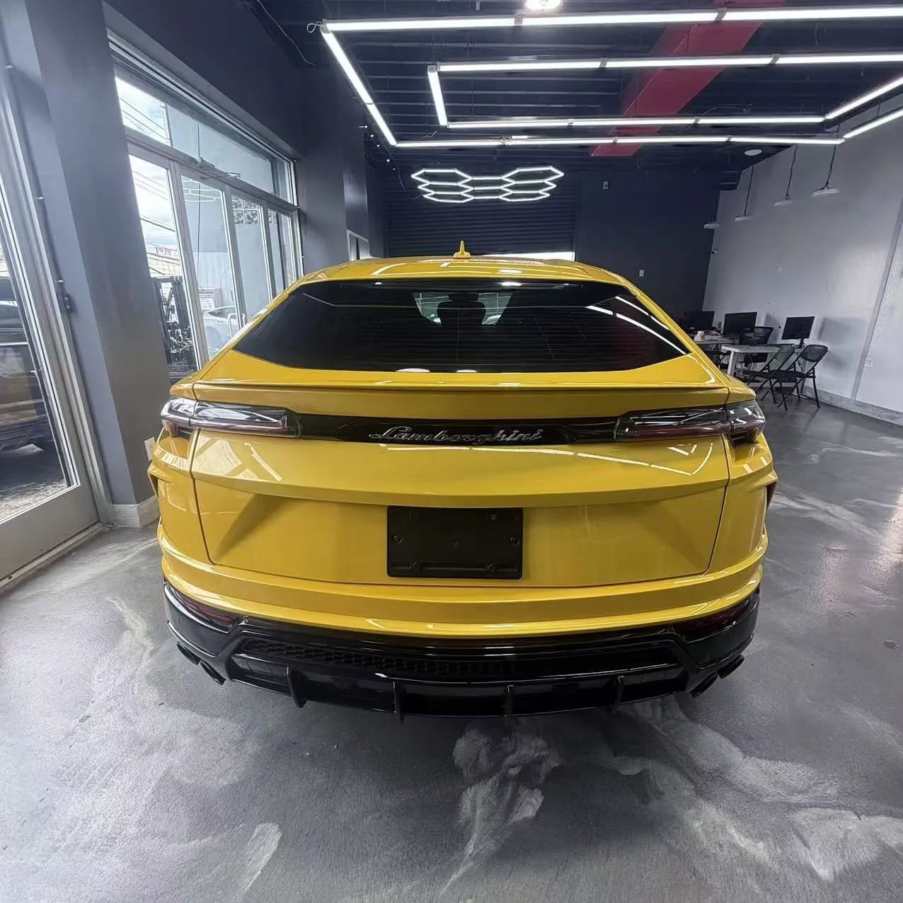 Used 2022 Lamborghini Urus image 7
