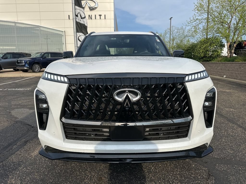 Certified 2026 INFINITI QX80 4WD w/ Sport Exterior Package image 8