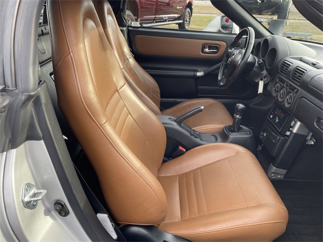 Used 2001 Toyota MR2 image 14