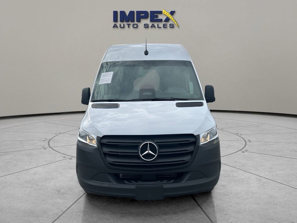 Used 2025 Mercedes-Benz Sprinter 2500 image 8