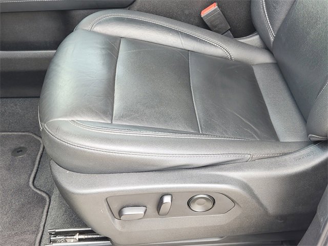 Used 2021 Chevrolet Suburban Z71 w/ Z71 Off-Road Package image 25