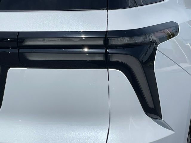 New 2026 Chevrolet Traverse High Country w/ LPO, Floor Liner Package image 14