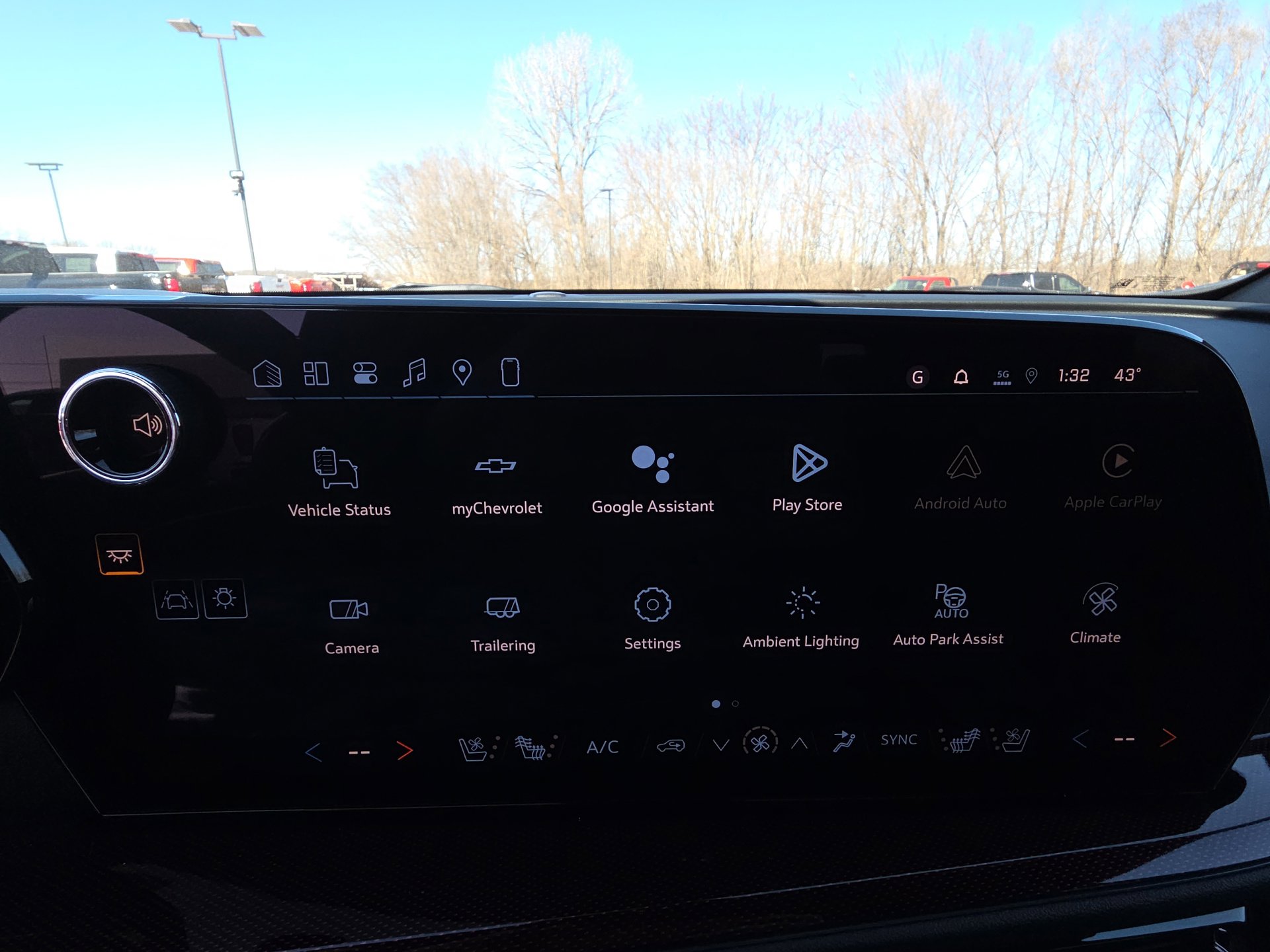 New 2026 Chevrolet Traverse RS FWD image 22