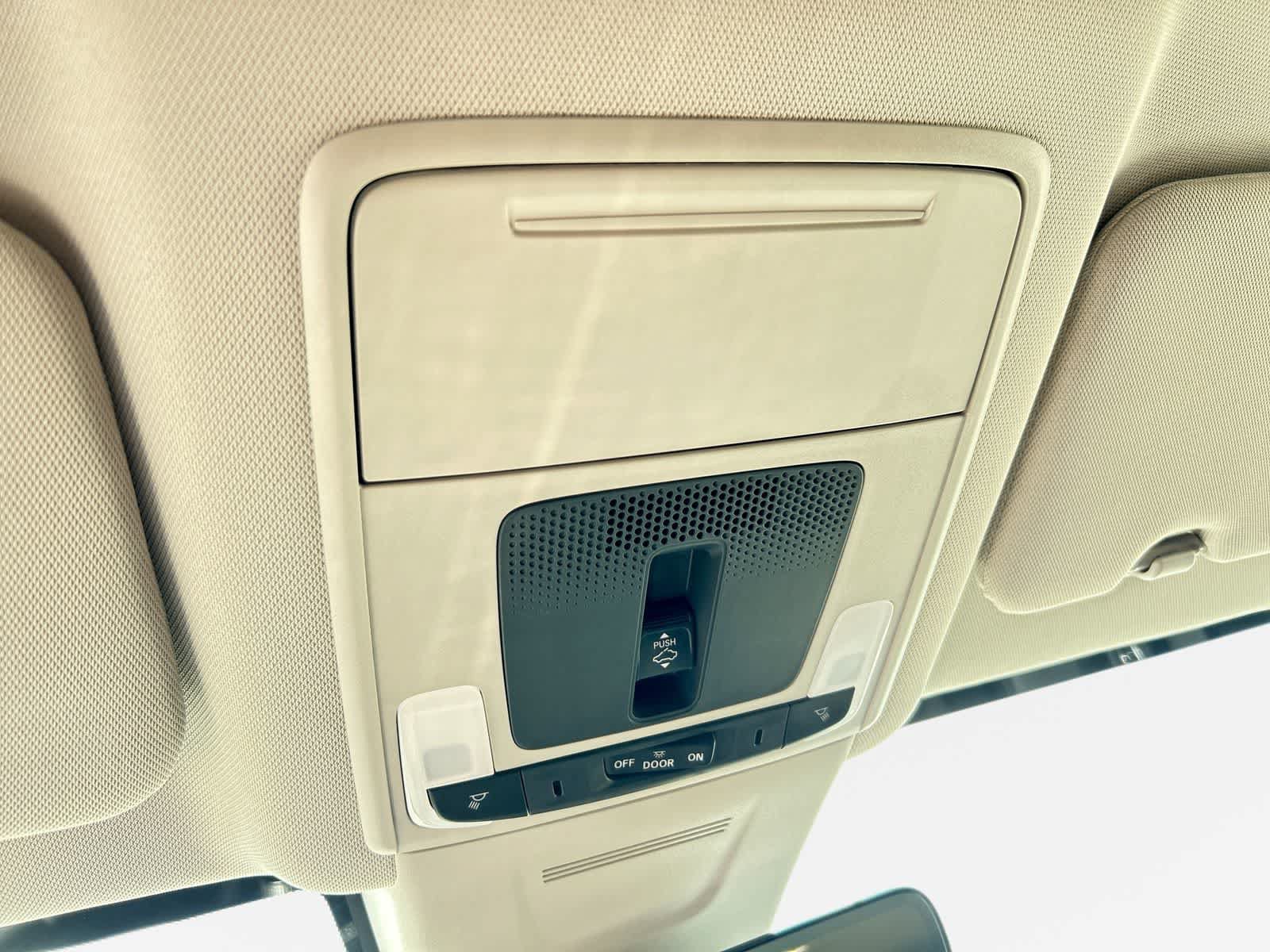 Used 2025 Honda CR-V EX-L image 17