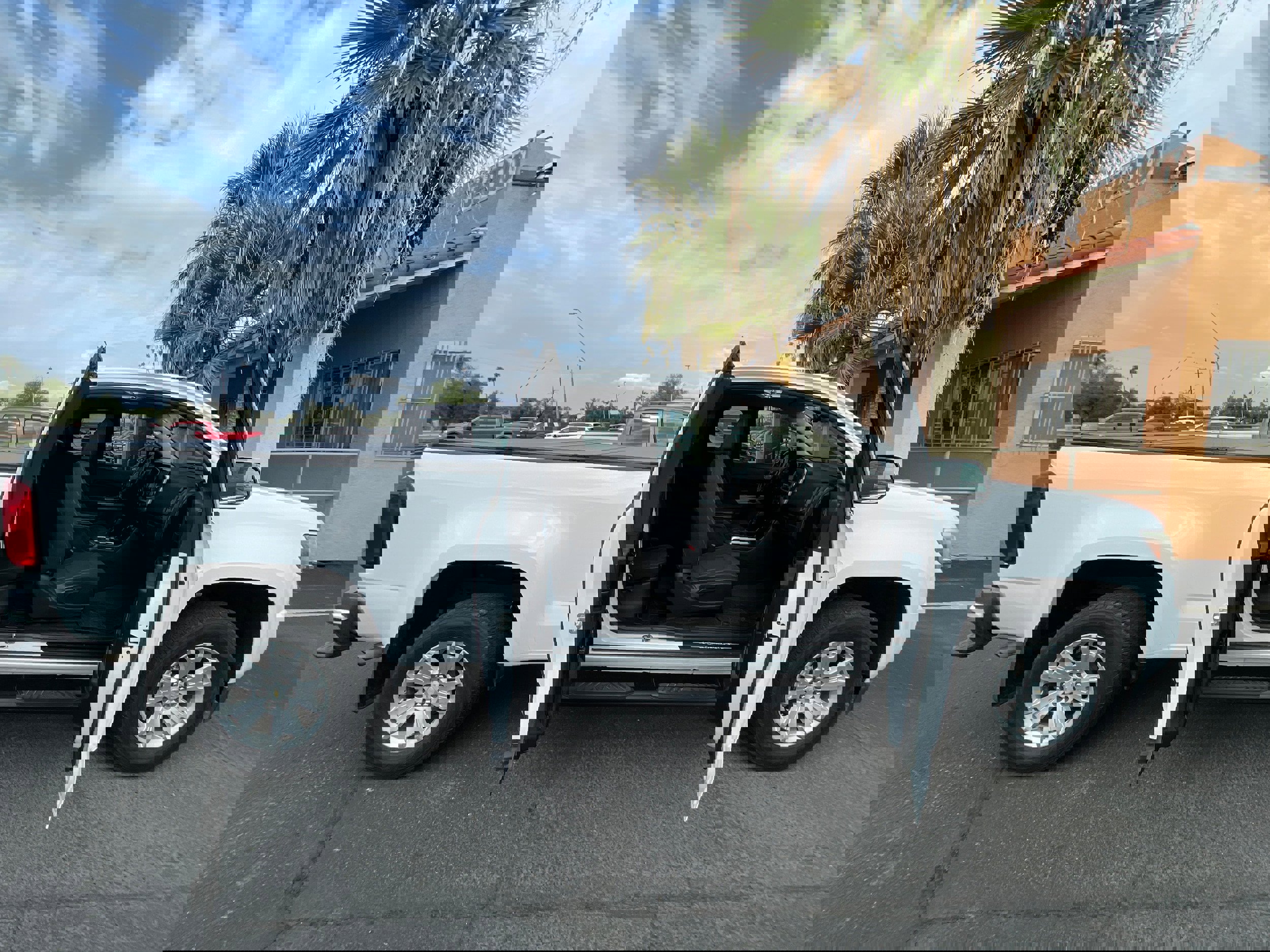 Used 2017 Chevrolet Colorado LT image 22