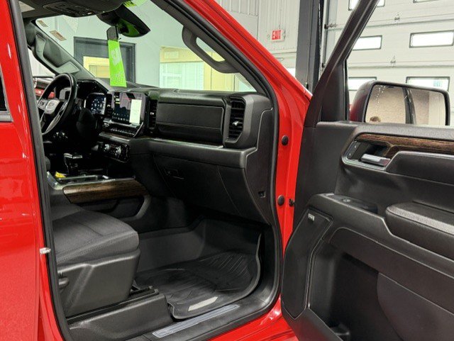 Certified 2023 GMC Sierra 1500 Elevation w/ Preferred Package AWD/4WD image 8