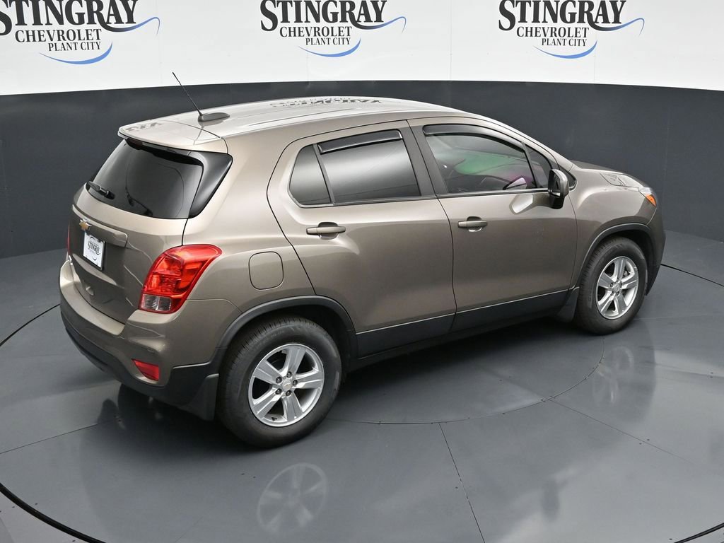 Used 2021 Chevrolet Trax LS w/ Tint and Cruise Package image 15